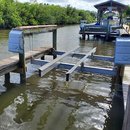 Merritt Island Home With Boat Dock On Canal Front! Buitenkant foto